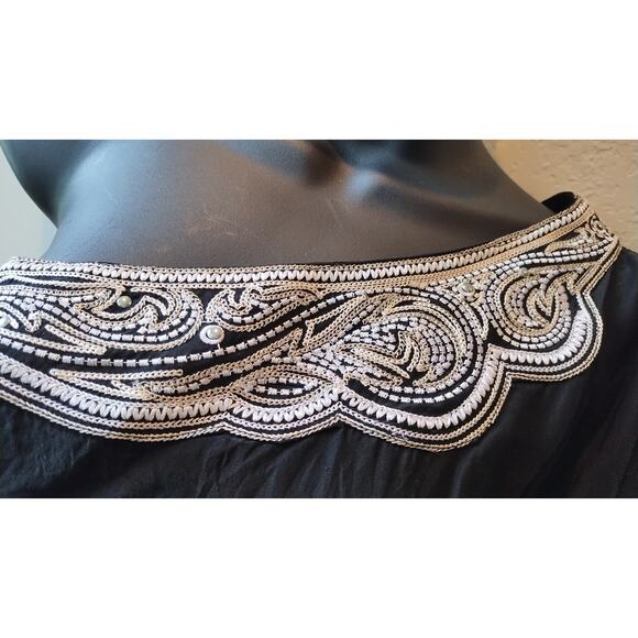 White House Black Market Silk One Shoulder Top Embroidery Trim Size 4 - Picture 3 of 12